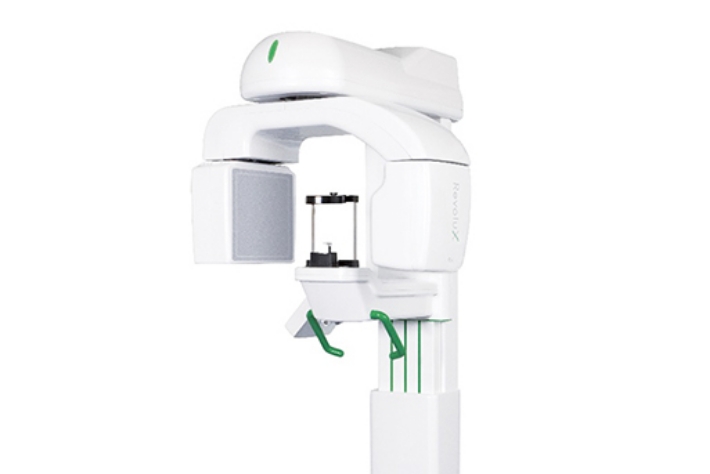 歯科用CT（RevoluX）